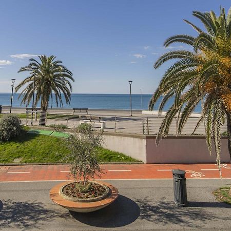 东塞斯特里105 - La Casa Di Jacopo, Fronte E Vista Mare In Centro A Riva Trigoso, 20 Metri Dalla Spiaggia公寓 外观 照片