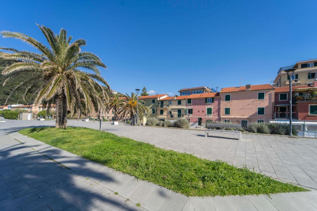东塞斯特里105 - La Casa Di Jacopo, Fronte E Vista Mare In Centro A Riva Trigoso, 20 Metri Dalla Spiaggia公寓 外观 照片